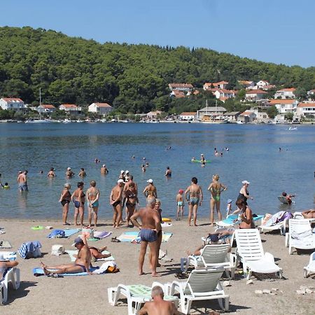 Apartments By The Sea Korcula - 4407 Lumbarda Bagian luar foto