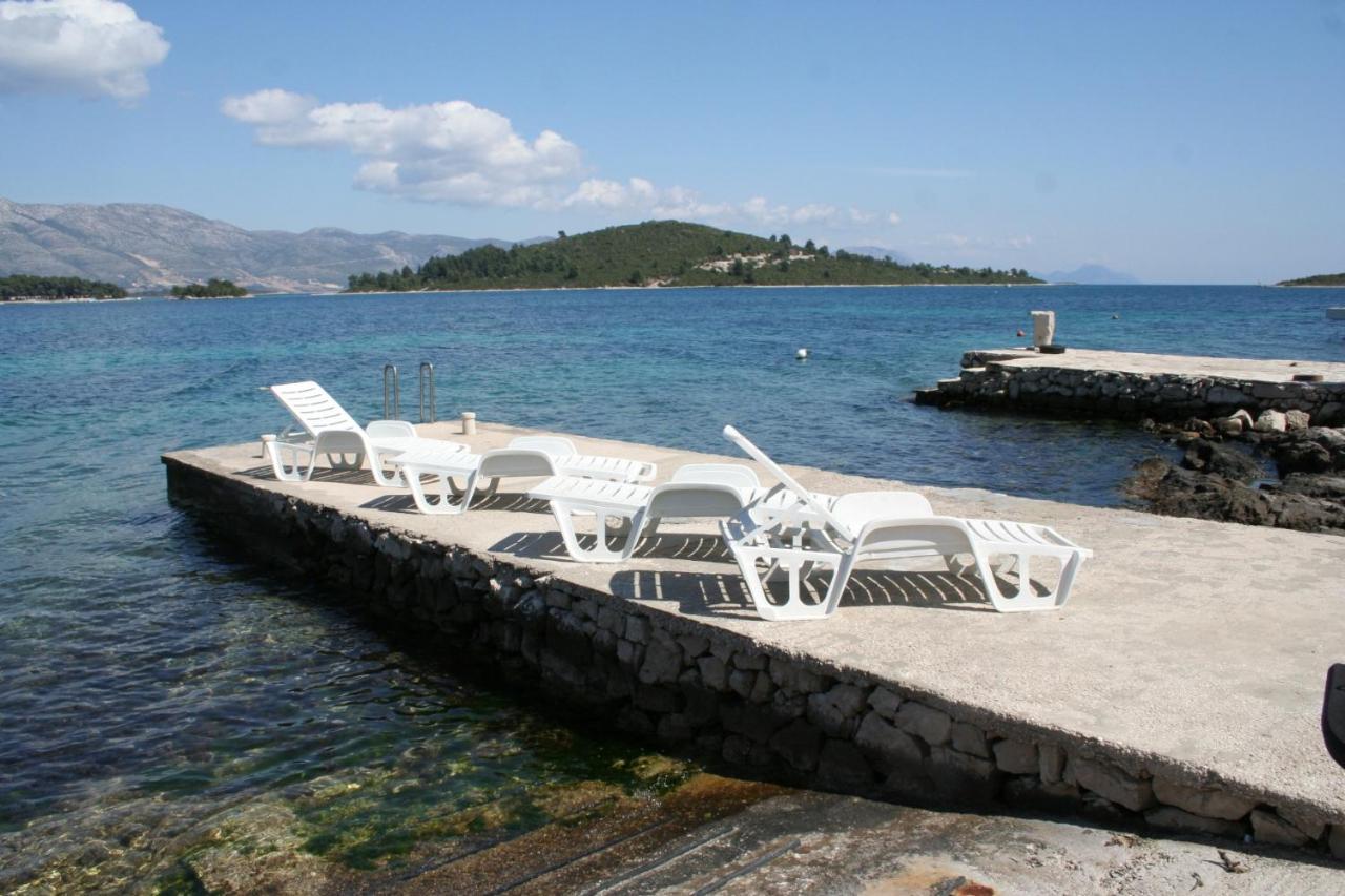 Apartments By The Sea Korcula - 4407 Lumbarda Bagian luar foto