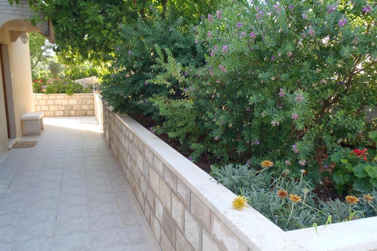 Apartments By The Sea Korcula - 4407 Lumbarda Bagian luar foto